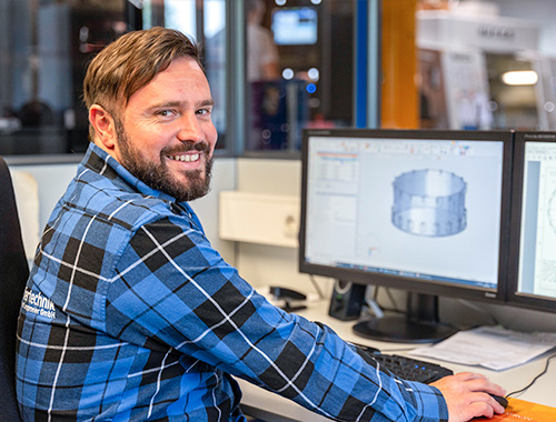 Projektleiter der SR Erodiertechnik